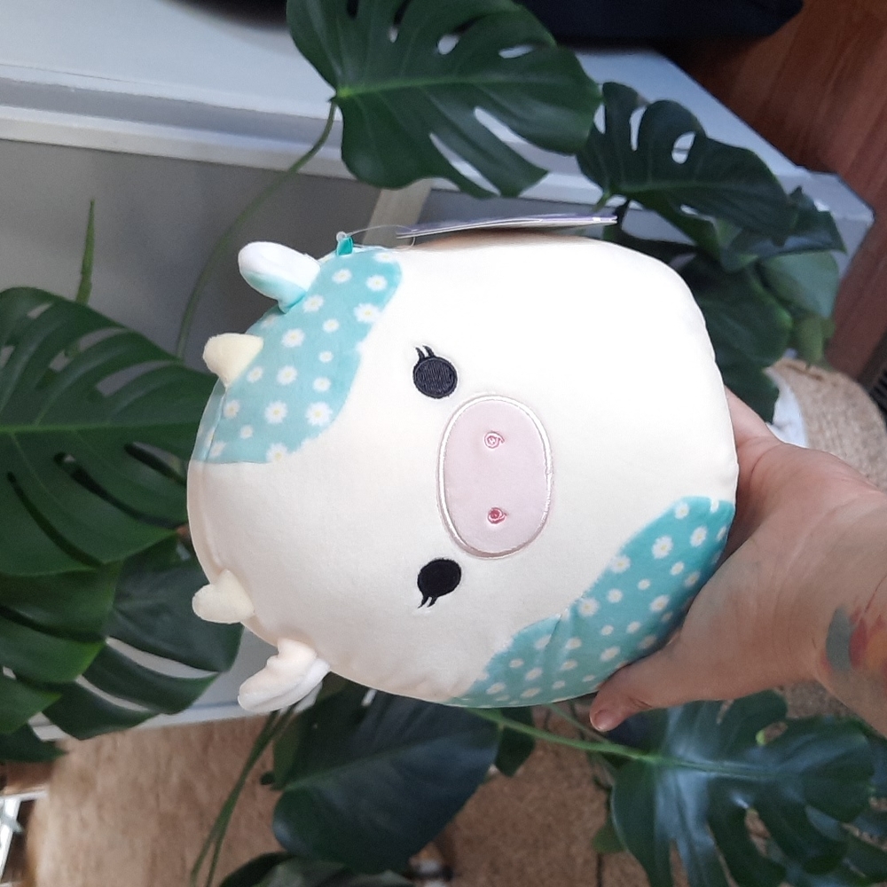 8" Easter Belana Cow Squishmallow